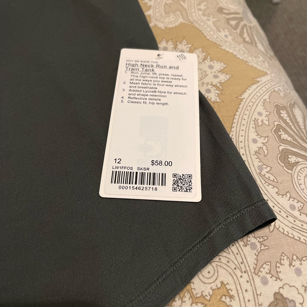 Lululemon High Neck Run and Train Tank